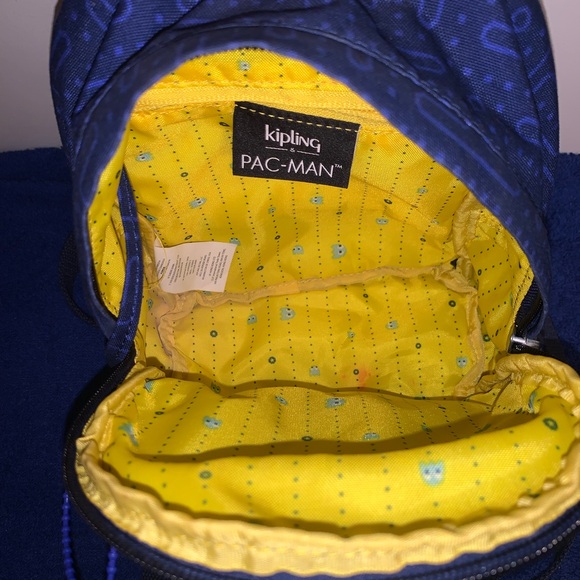 Kipling Delia Pacman Backpack Crossbody Bag used main image 8